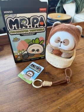 MINISO Mr. Pa Plush Keychain - Chestnut panda ( Brand New )